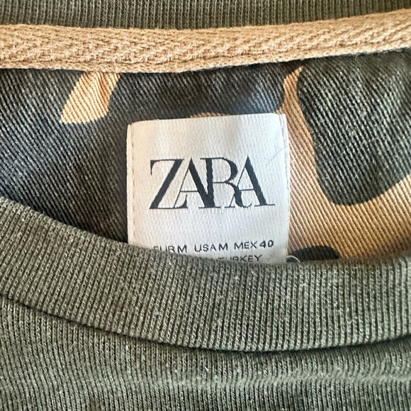 Zara Green Crewneck Sweater with Ribbed Cuffs - Picture 2 of 3